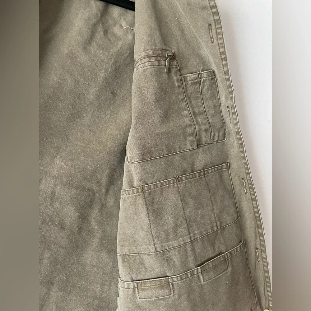 Trail Design Utility Vest with Multiple Pockets